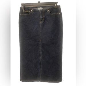 Calvin Klein Dark Blue Denim Pencil Skirt, No Waist, Size 7.